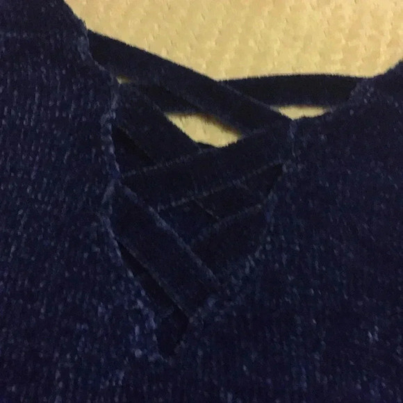 Pink Rose sweater - Picture 3 of 6